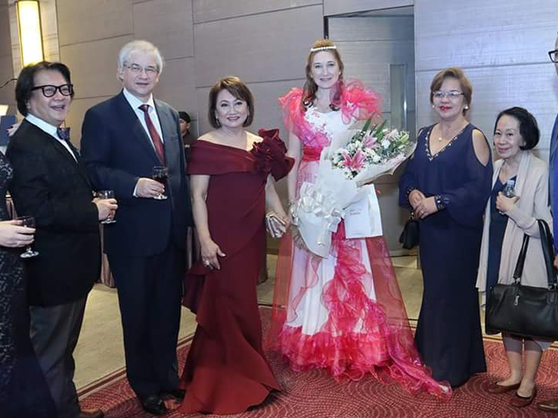 N. Bronzova Suria Queen Gala Kuala Lumpur 2020