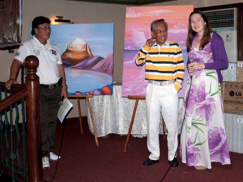 Natalya Bronzova with Alex Orbito at the Orchard Golf & Country Club, Manila, Philippines