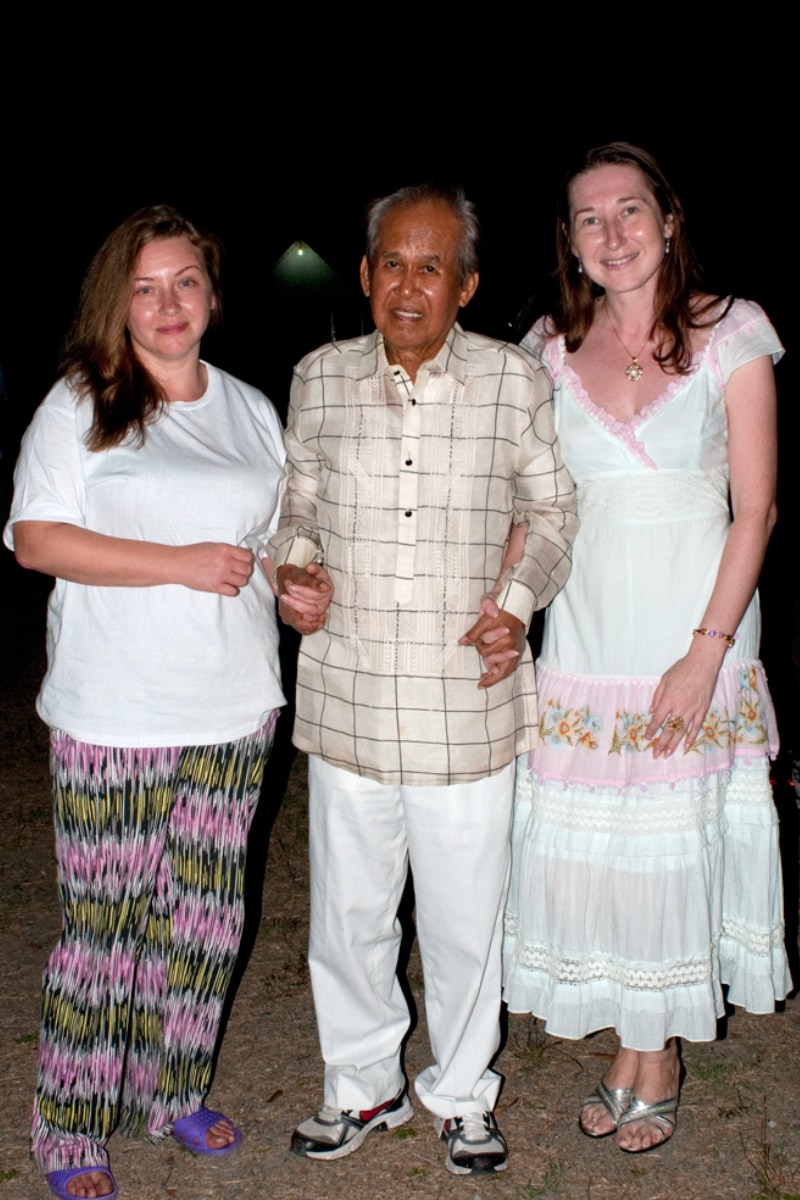 Natalya Bronzova with Alex Orbito at the Pyramid of Asia, Urdaneta, Pagansinan, Philippines
