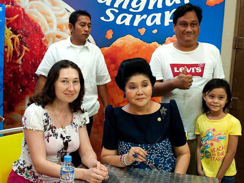 Souvenir pictures with Imelda R. Marcos