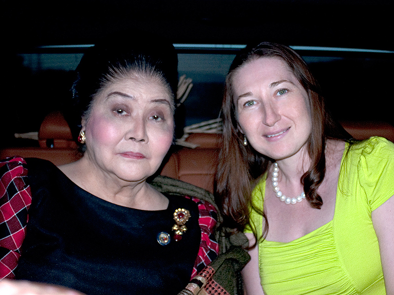 Souvenir pictures with Imelda R. Marcos