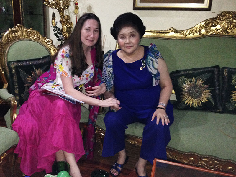 Souvenir pictures with Imelda R. Marcos