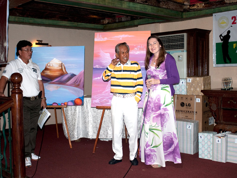 N. Bronzova exhibition of a few select paintings at the 2015 Orbito Cup