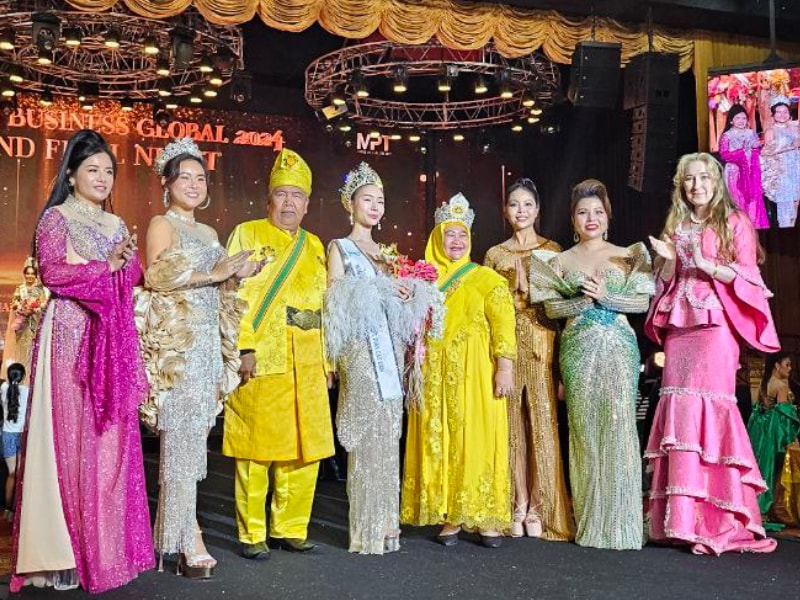 Ms World Business Global 2024 Final Gala VVIP on stage